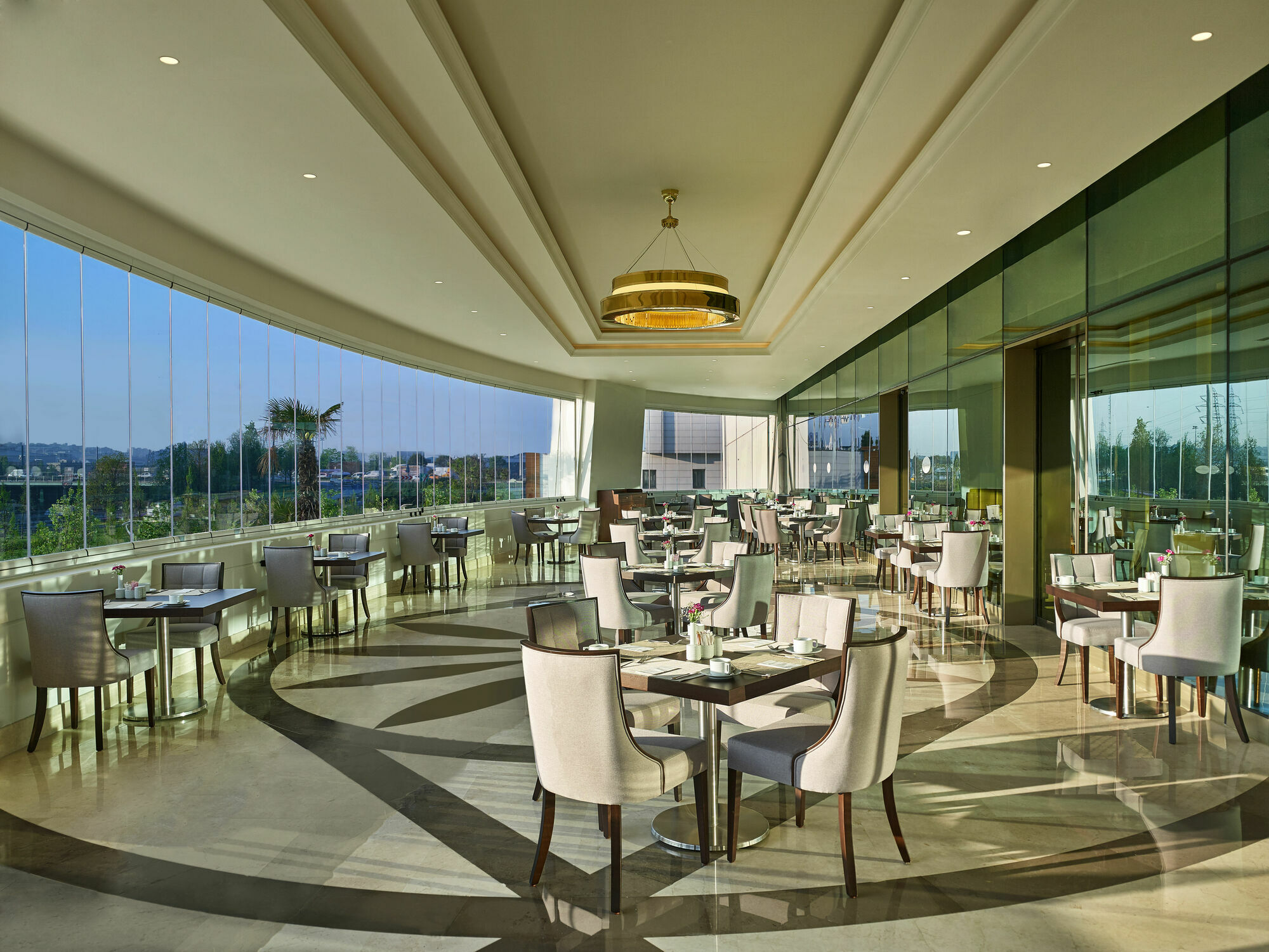 Отель Elite World Grand Istanbul Basin Ekspres Экстерьер фото The Terrace
