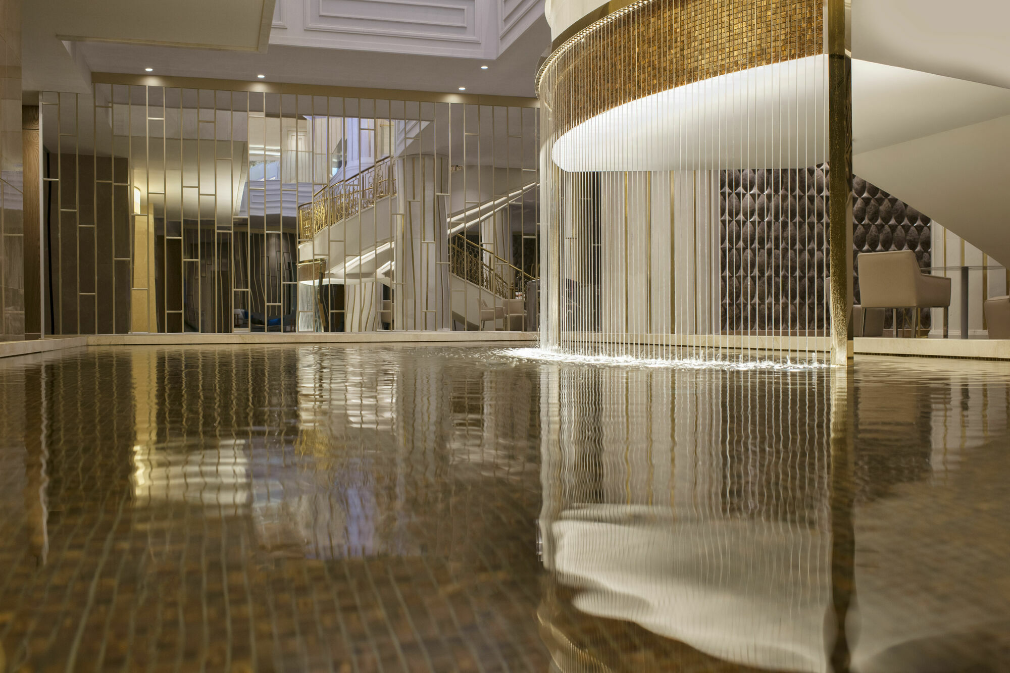 Отель Elite World Grand Istanbul Basin Ekspres Экстерьер фото The lobby of the hotel